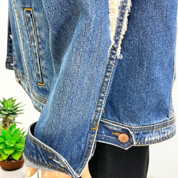 TinselTown Oversized Destroyed Blue Denim Jacket - Picture 9 of 16